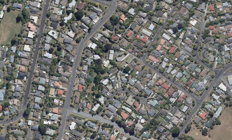 11 McGregor Place, Hillcrest, Hamilton - Carousel 1