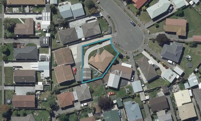 10 Takapu Place, Bromley, Christchurch - Carousel 1