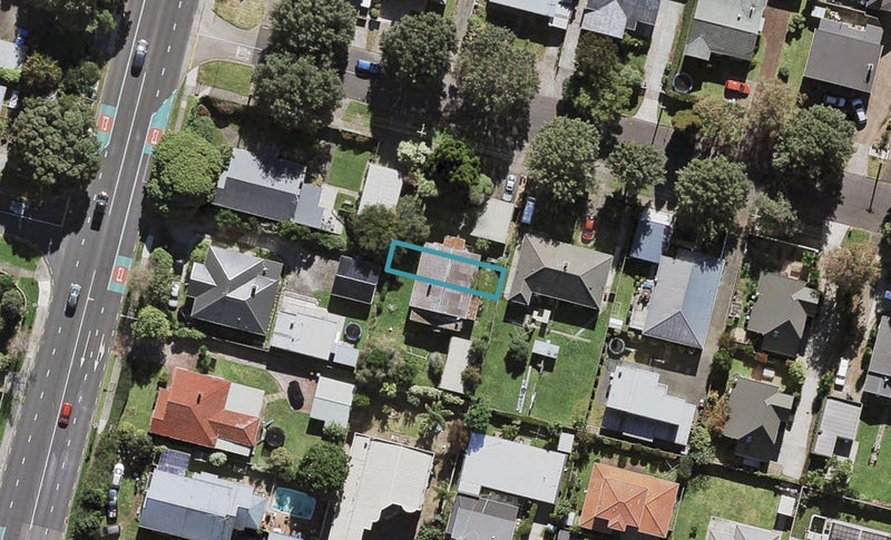 4/22 Oak Street, Royal Oak, Auckland - Carousel 1