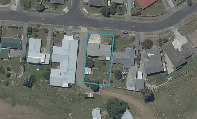 32 Ruawai Road, Feilding, Feilding - Carousel 1