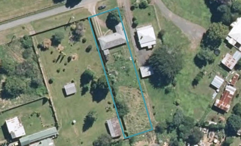 27 Takapuna Road, Owhango - Carousel 1