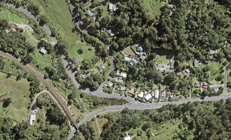 5 Kay Road, Swanson, Auckland - Carousel 1