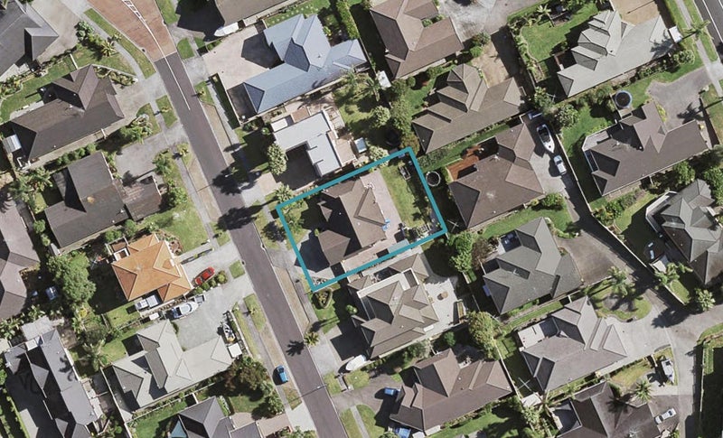 20 Manara Place, The Gardens, Auckland - Carousel 1