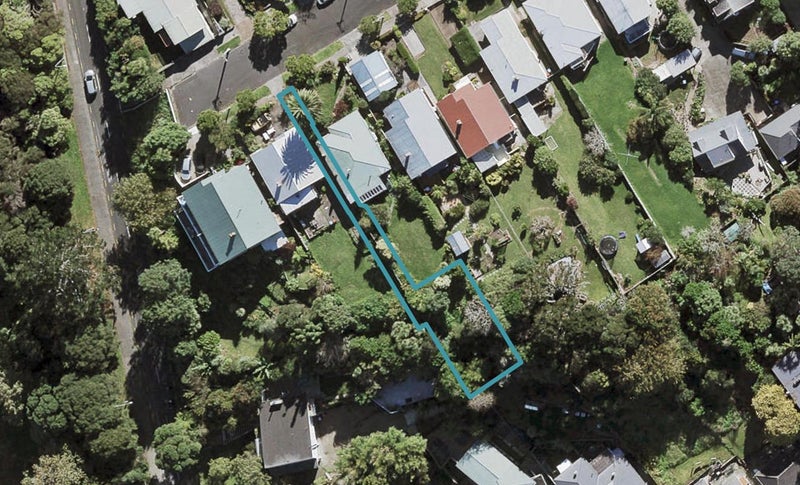 38B Sefton Avenue, Grey Lynn, Auckland - Carousel 1