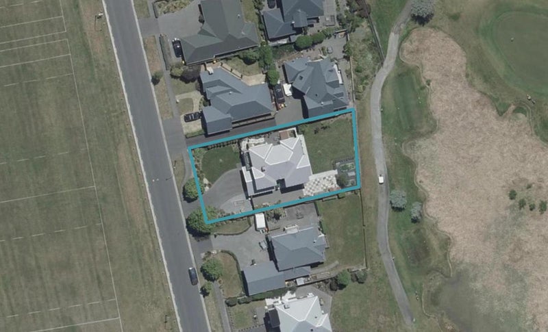 560 Bower Avenue, Parklands, Christchurch - Carousel 1