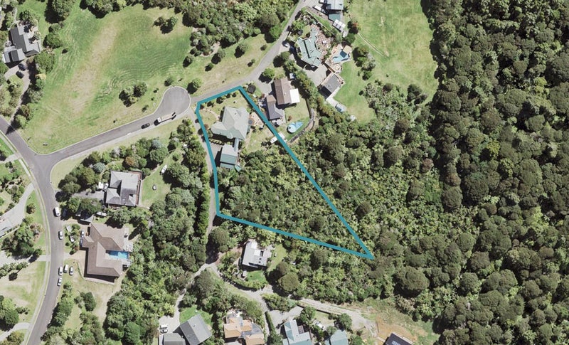 5 Laingrange Place, Laingholm, Auckland - Carousel 1