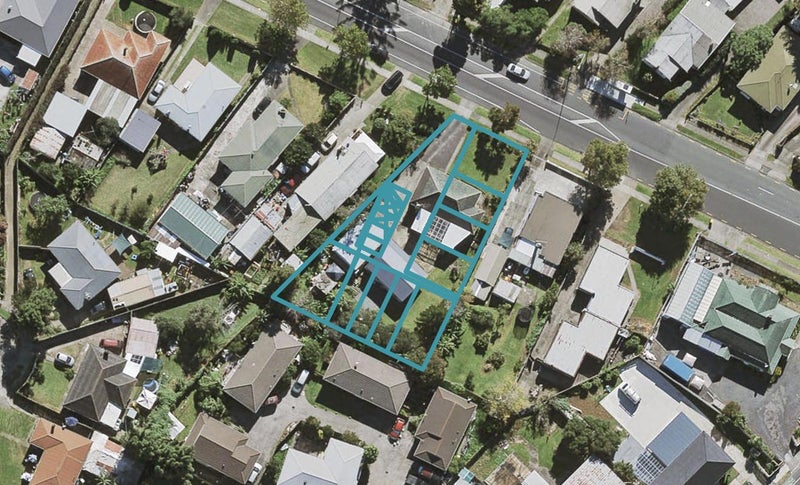 2/168 Buckland Road, Mangere East, Auckland - Carousel 1