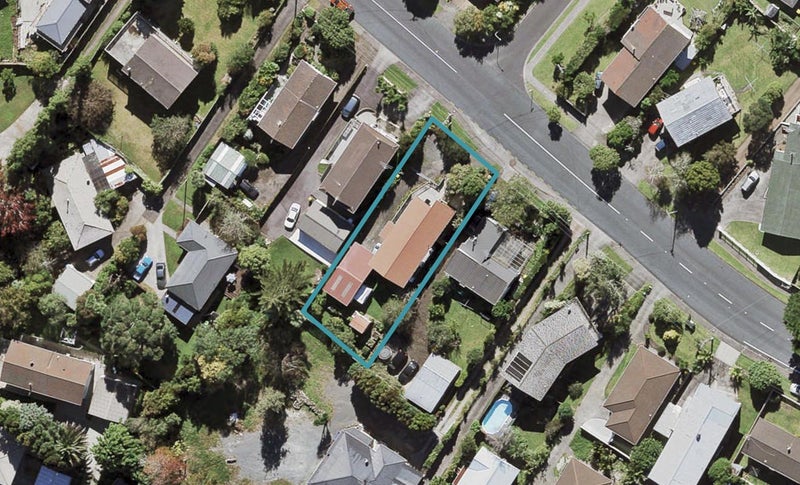 130 Waimumu Road, Massey, Auckland - Carousel 1