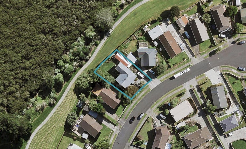 32 Kopara Place, Clendon Park, Auckland - Carousel 1