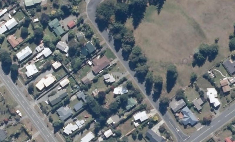 11 Fergus Square, Te Anau, Te Anau - Carousel 1