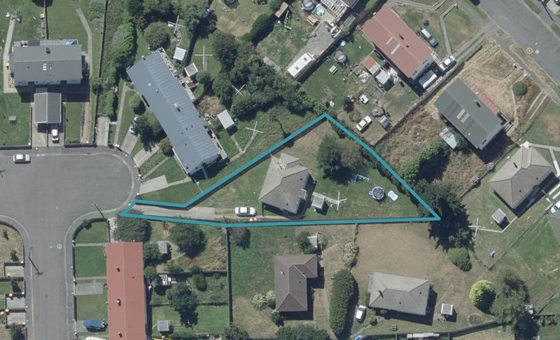 14 Nutsford Street, Brockville, Dunedin - Carousel 1