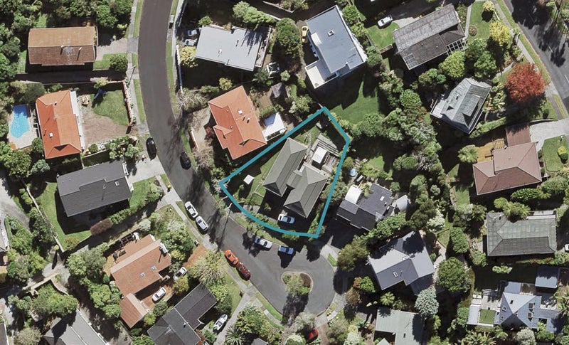 14 Calman Place, Chatswood, Auckland - Carousel 1