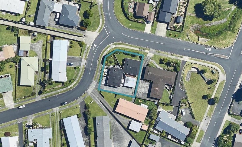 4 Landscape Road, Otumoetai, Tauranga - Carousel 1
