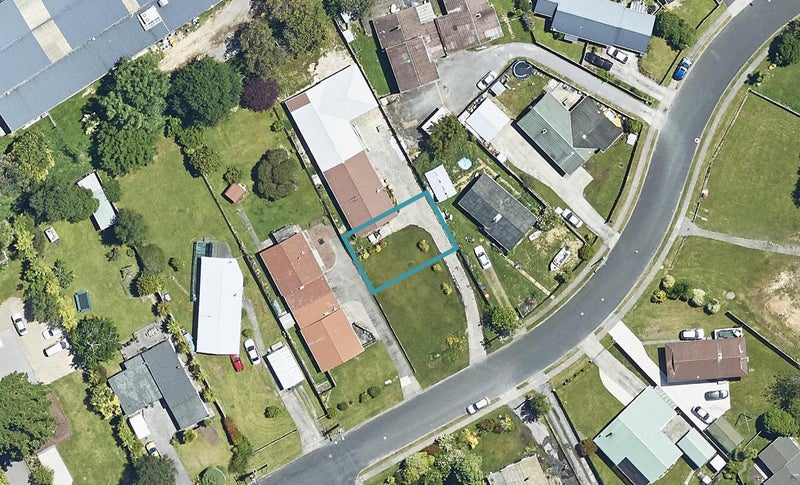 18B Barnard Road, Fairy Springs, Rotorua - Carousel 1