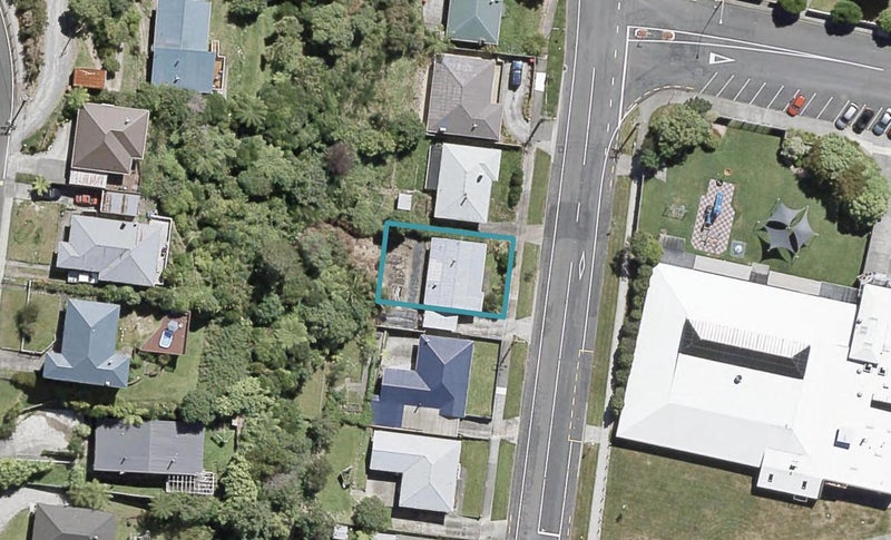 198 George Street, Stokes Valley, Lower Hutt - Carousel 1