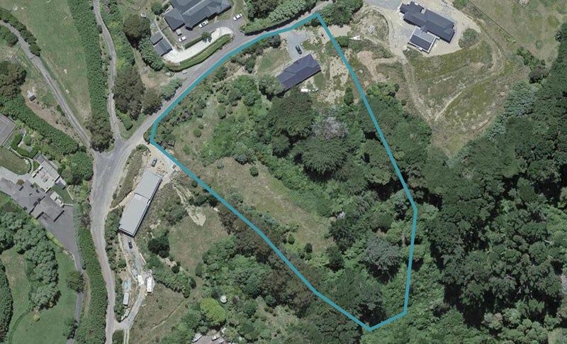 106 Woodburn Drive, Takapu Valley, Wellington - Carousel 1