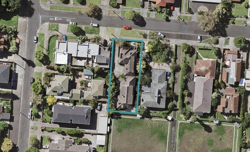 5B Tagalad Road, Mission Bay, Auckland - Carousel 1