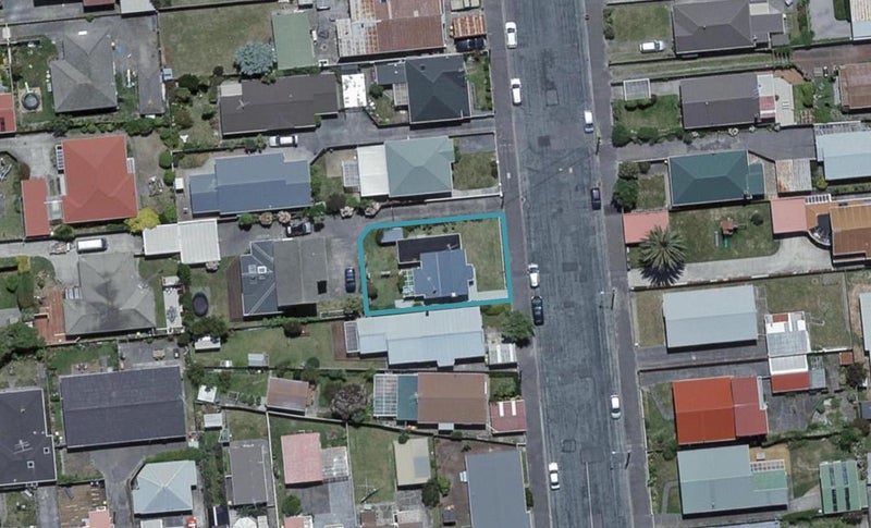 11 Aparima Avenue, Miramar, Wellington - Carousel 1