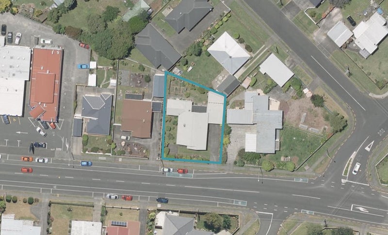 32 Fitzherbert Avenue, Springvale, Whanganui - Carousel 1