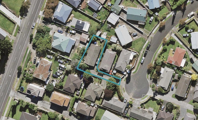 28 Koru Street, Mangere Bridge, Auckland - Carousel 1