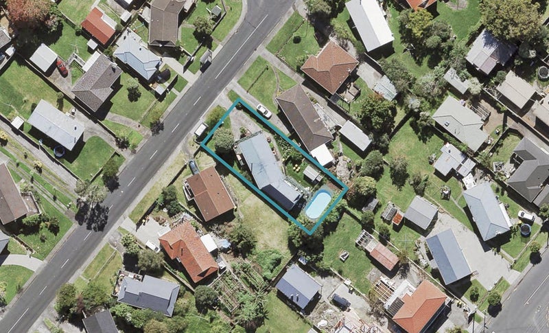 110 Farquhar Road, Glendene, Auckland - Carousel 1