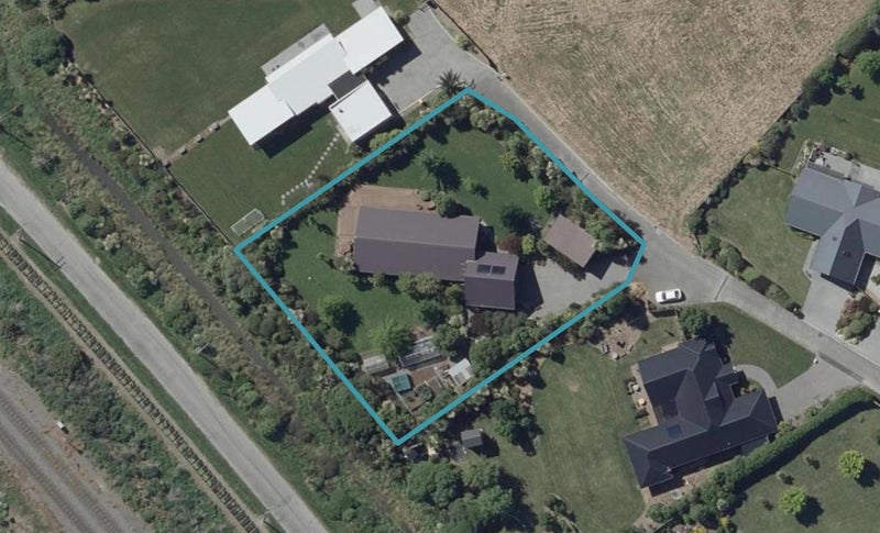 2 Highlight Lane, Heathcote Valley, Christchurch - Carousel 1