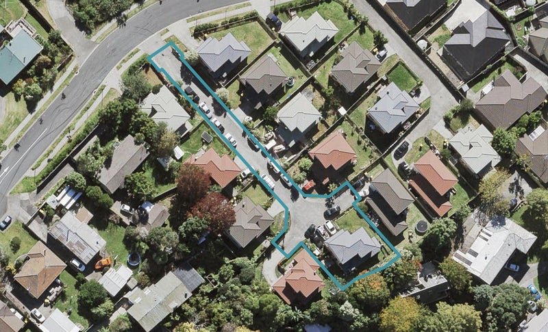 21 Sari Place, Massey, Auckland - Carousel 1