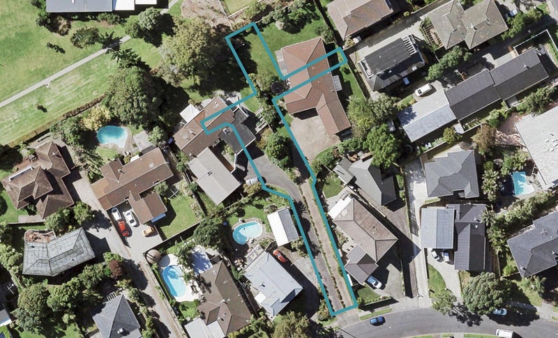 9D Gulf Crest, Bucklands Beach, Auckland - Carousel 1