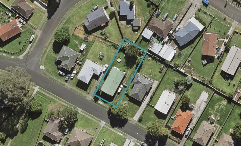 69 Ferguson Street, Mangere East, Auckland - Carousel 1