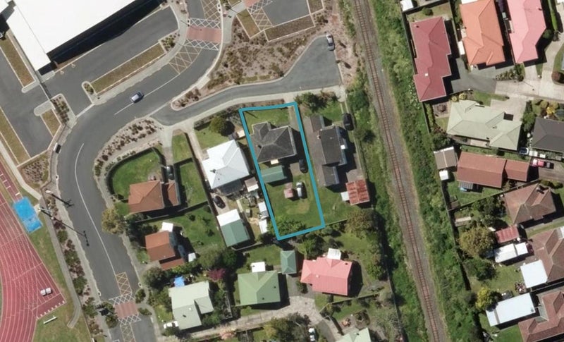 6 Killen Street, Kensington, Whangarei - Carousel 1