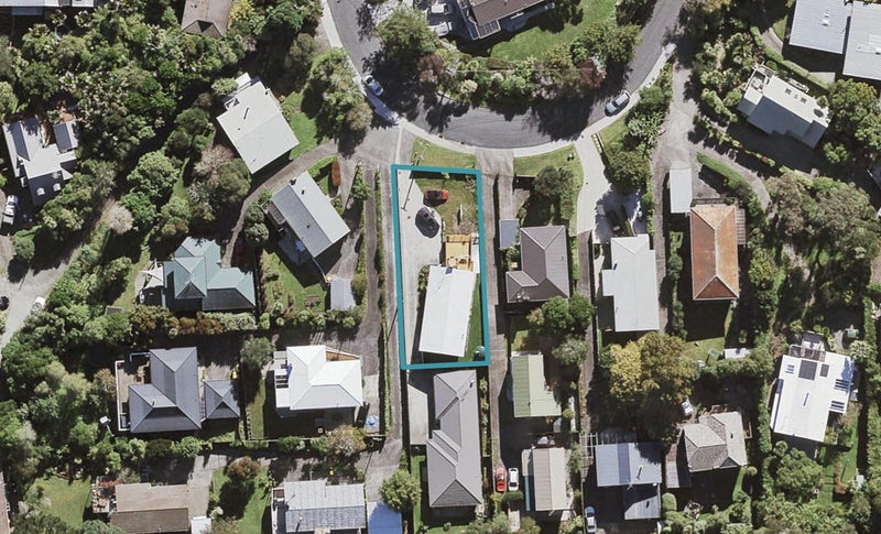 24 Coroglen Avenue, Birkenhead, Auckland - Carousel 1