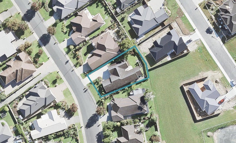 55 Ashmore Crescent, Warkworth, Warkworth - Carousel 1
