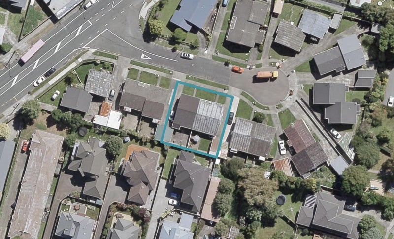 14 Amberley Grove, Hutt Central, Lower Hutt - Carousel 1