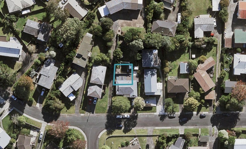 13B Orton Street, Glenfield, Auckland - Carousel 1