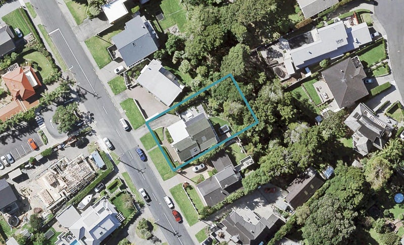 121 Mellons Bay Road, Mellons Bay, Auckland - Carousel 1