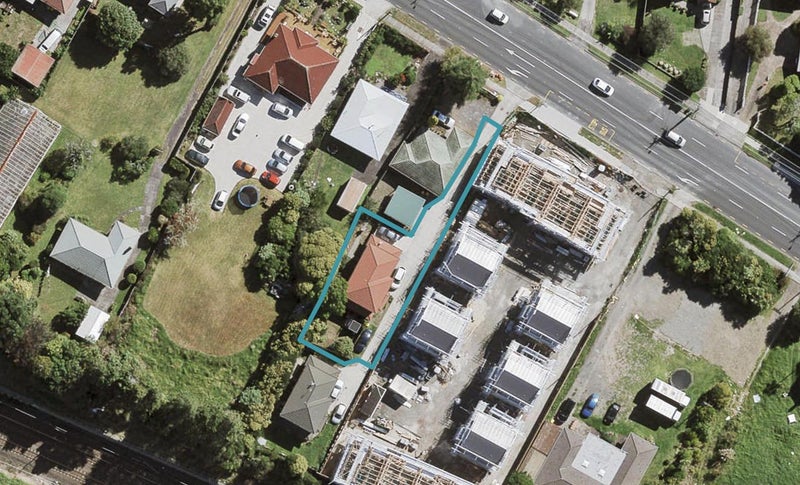 26A Swanson Road, Henderson, Auckland - Carousel 1