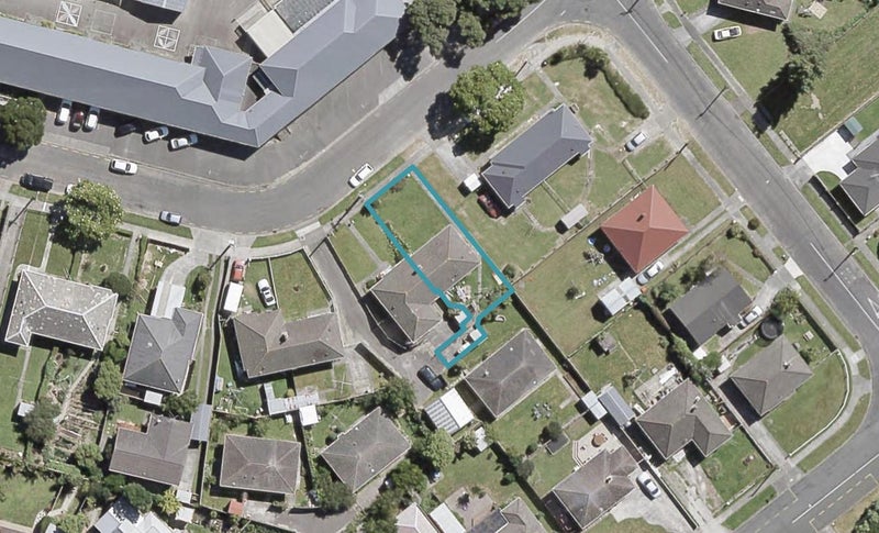 76 Dyer Street, Epuni, Lower Hutt - Carousel 1