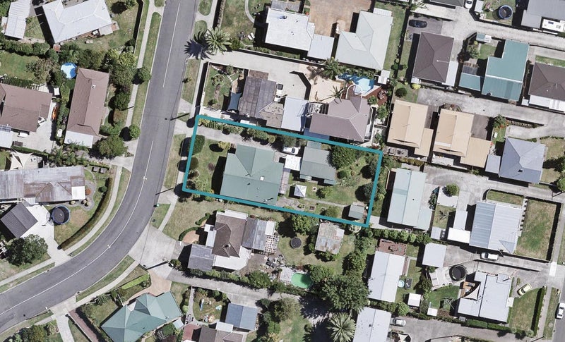 12 Anderson Road, Taradale, Napier - Carousel 1