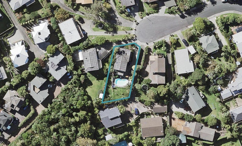 28 MacNay Way, Murrays Bay, Auckland - Carousel 1