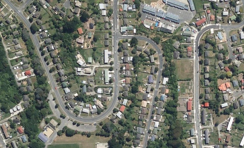 124 Mungavin Avenue, Ranui, Porirua - Carousel 1