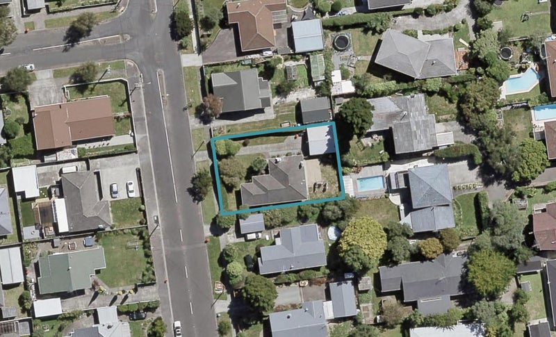 14 Henry Street, Ebdentown, Upper Hutt - Carousel 1
