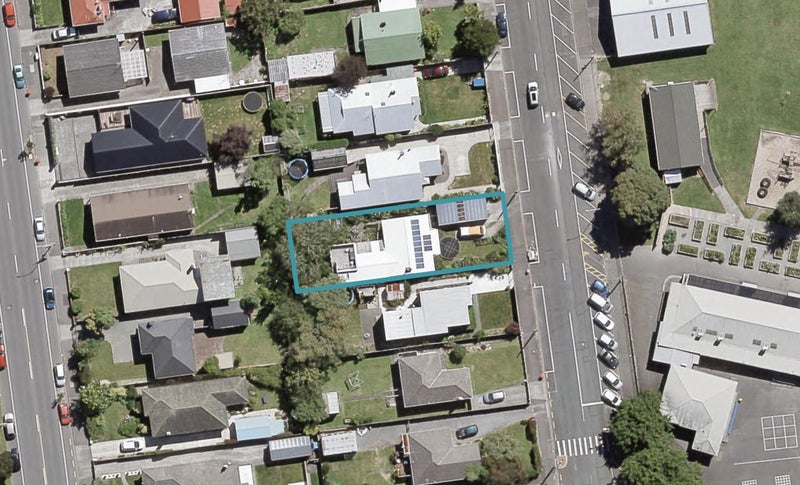37 Royal Street, Upper Hutt Central, Upper Hutt - Carousel 1