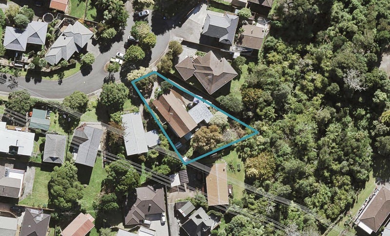 7 Iberia Place, Lynfield, Auckland - Carousel 1