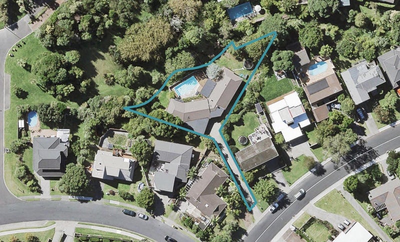 37 Saddleback Rise, Murrays Bay, Auckland - Carousel 1