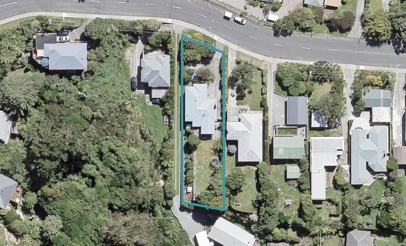 196 Miromiro Road, Normandale, Lower Hutt - Carousel 1