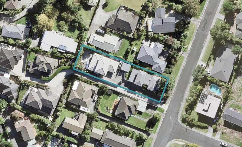 1/1 Tainui Street, Torbay, Auckland - Carousel 1