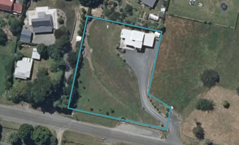 14 Victoria Terrace, Ohau, Levin - Carousel 1