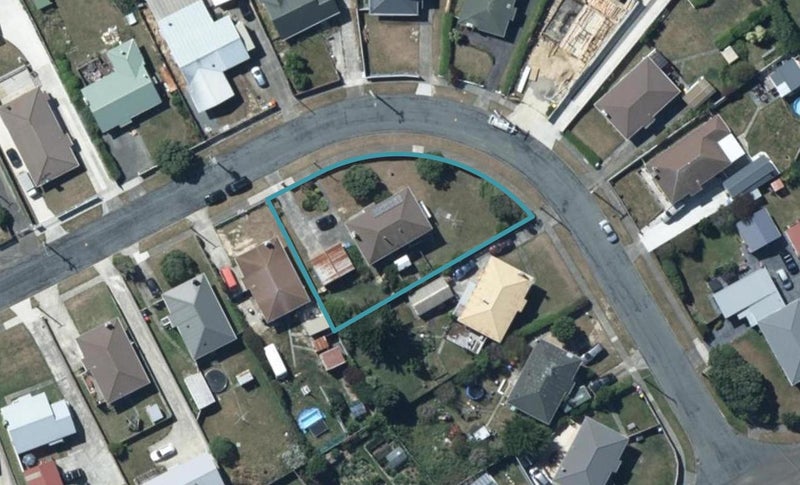 7 Opapa Street, Titahi Bay, Porirua - Carousel 1