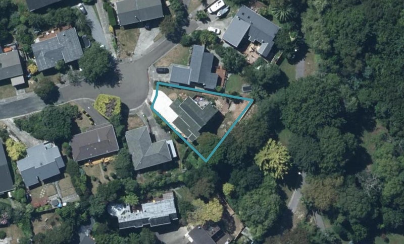 12 Charthouse Lane, Whitby, Porirua - Carousel 1