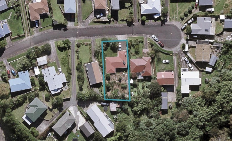8 Wiremu Place, Blagdon, New Plymouth - Carousel 1